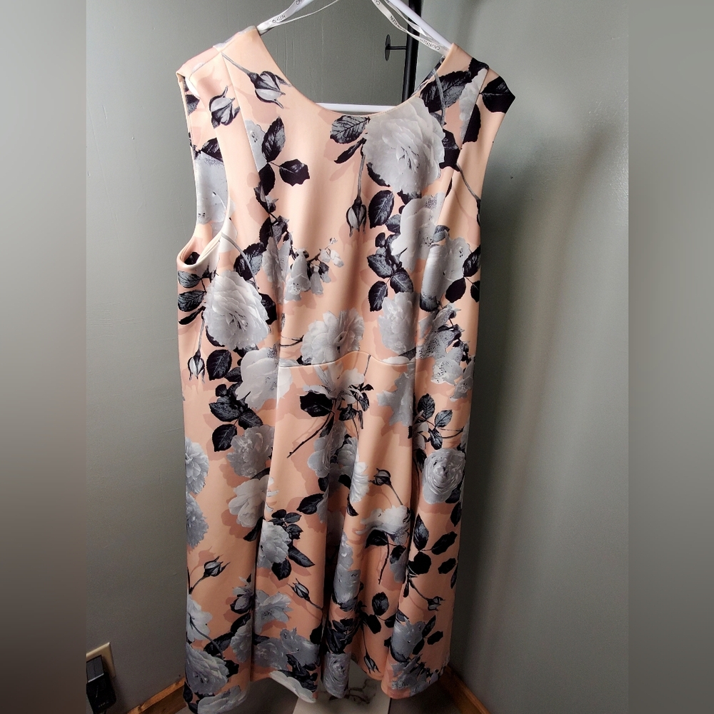 Calvin Klein Peach and Black Floral Midi Dress